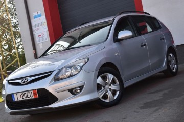 HYUNDAI i30 1.4 benzyna z 2010 roku